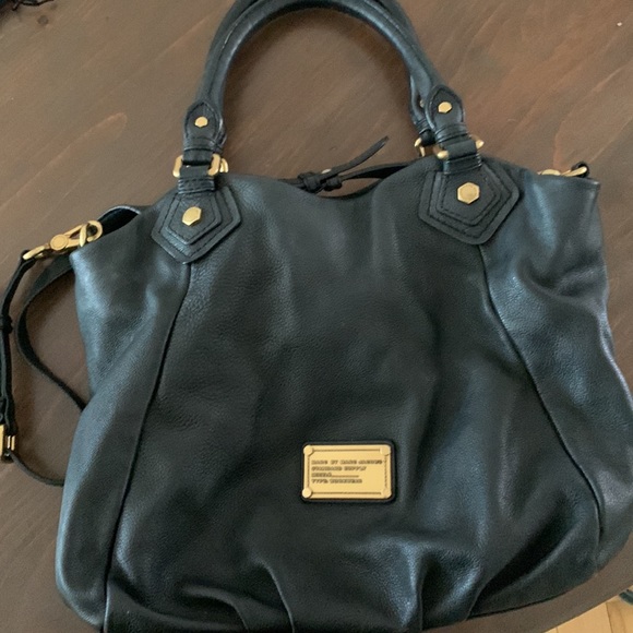 Black Leather and Brass Hardware Marc Jacobs Handbag - Picture 3 of 4